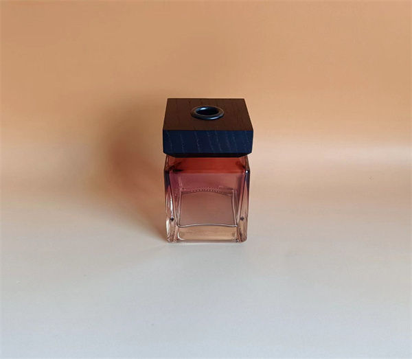 方形香薰瓶廠(chǎng)家